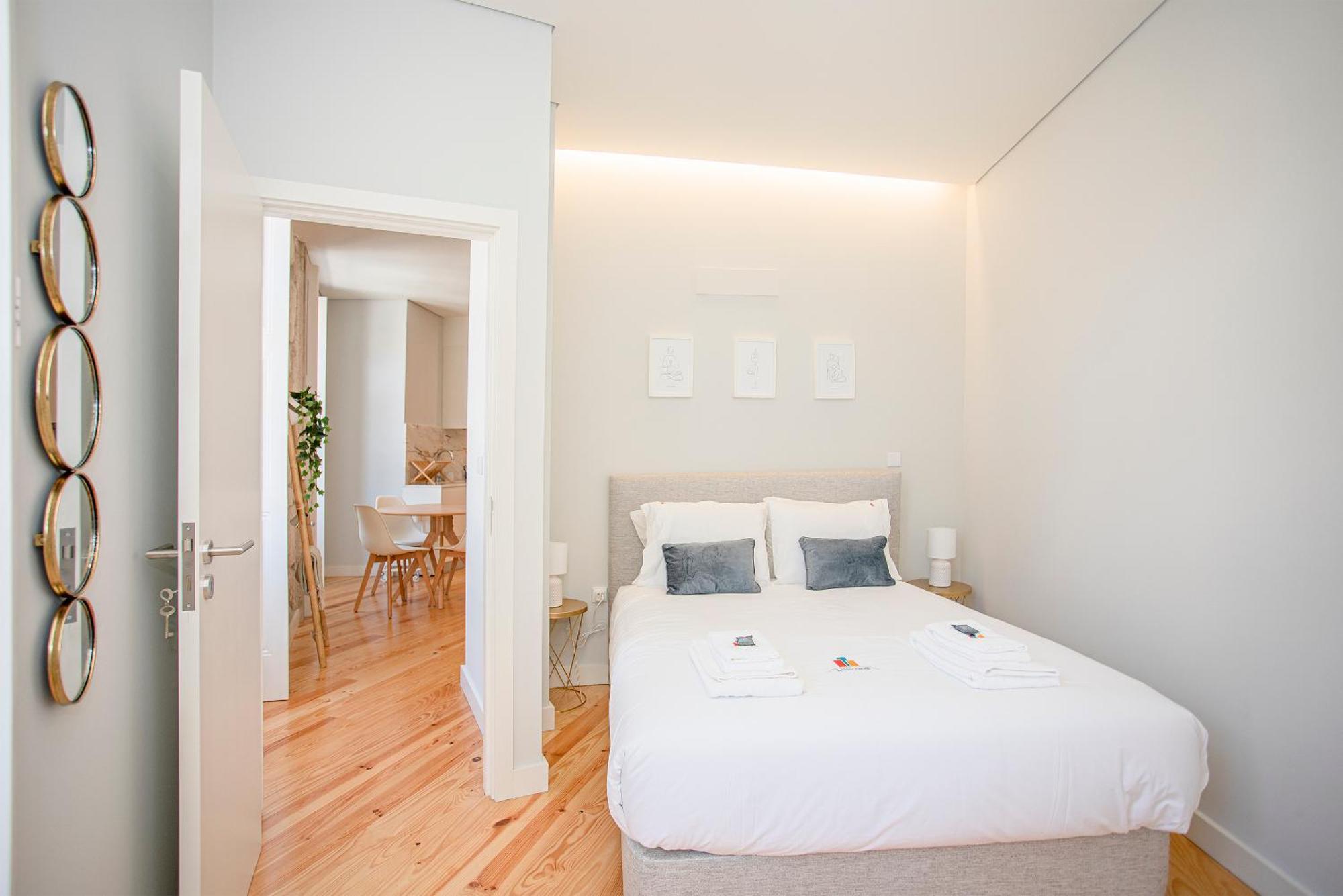 Liiiving In Porto - Aliados Stone Apartment Extérieur photo