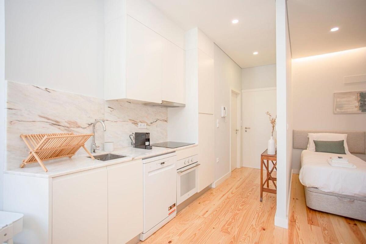 Liiiving In Porto - Aliados Stone Apartment Extérieur photo