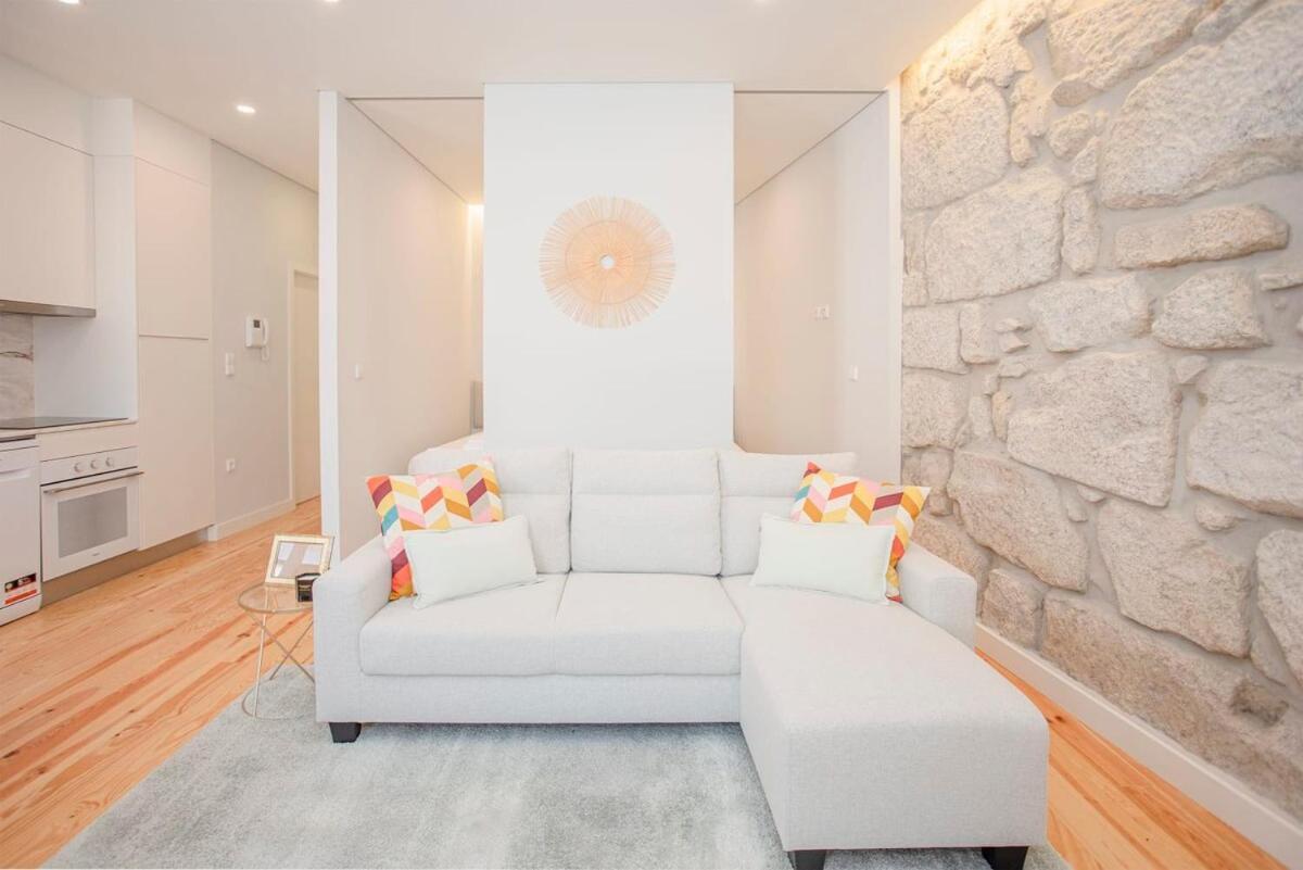 Liiiving In Porto - Aliados Stone Apartment Extérieur photo