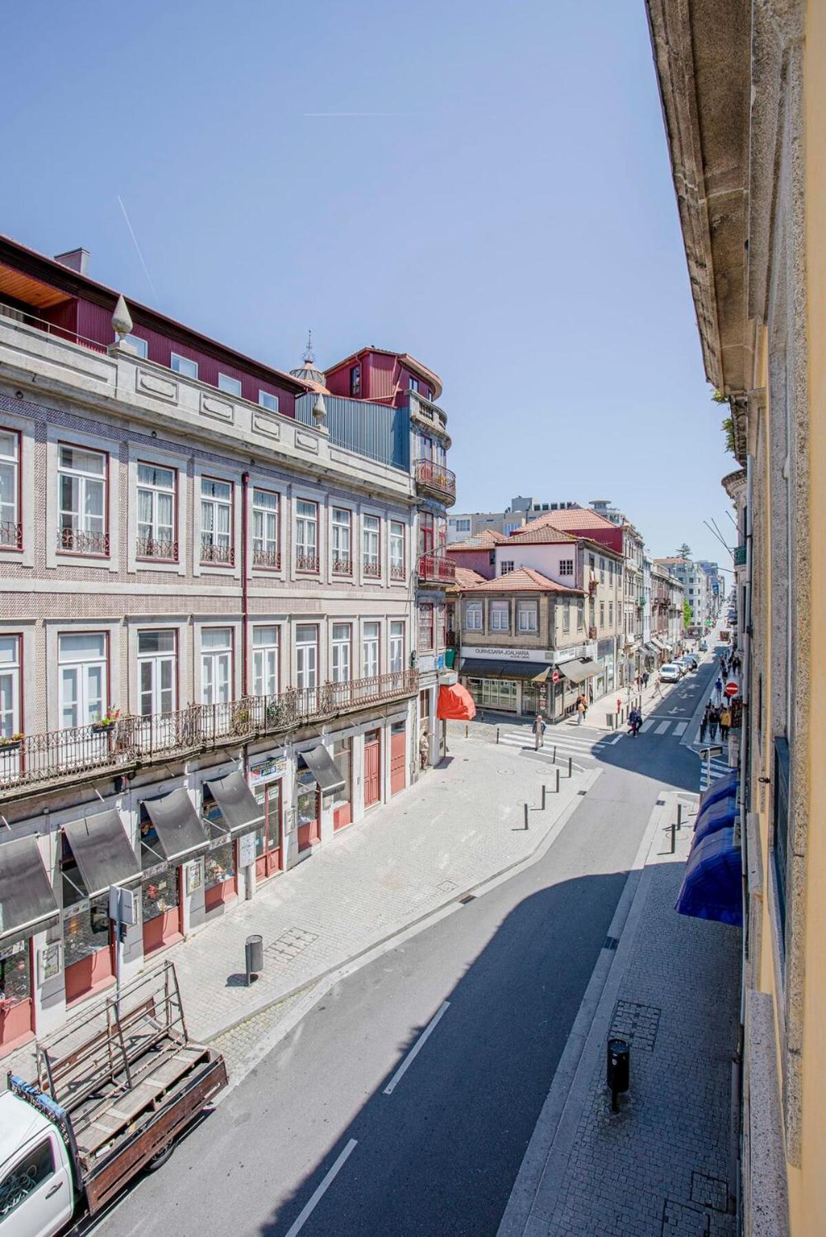 Liiiving In Porto - Aliados Stone Apartment Extérieur photo
