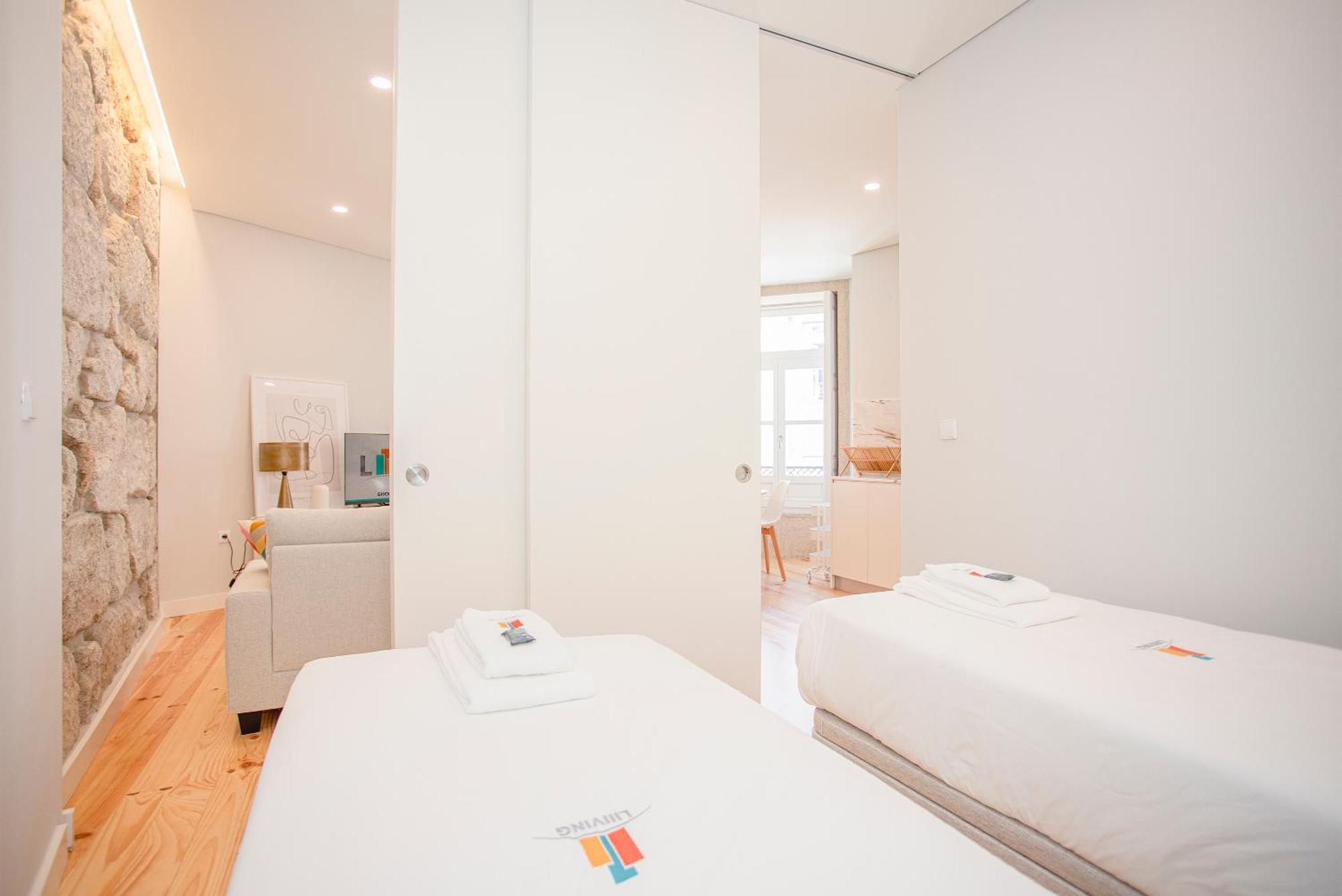 Liiiving In Porto - Aliados Stone Apartment Extérieur photo